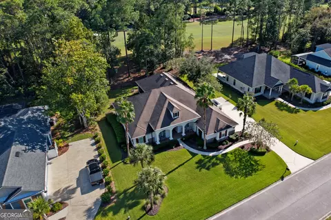 221 Osprey Cir, Saint Marys, GA 31558
