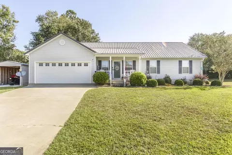 307 Lancelot Ln, Dublin, GA 31021