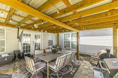Exterior - 307 Lancelot Ln, Dublin, GA 31021 photo 5 of 5