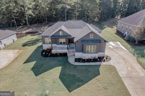 100 River Rdg, Hawkinsville, GA 31036