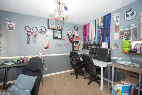 100 Shamrock Dr, Lagrange, GA 30241 photo 9