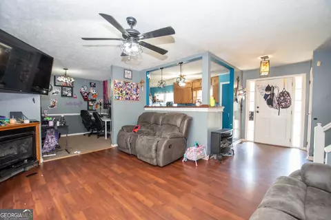 100 Shamrock Dr, Lagrange, GA 30241 photo 6