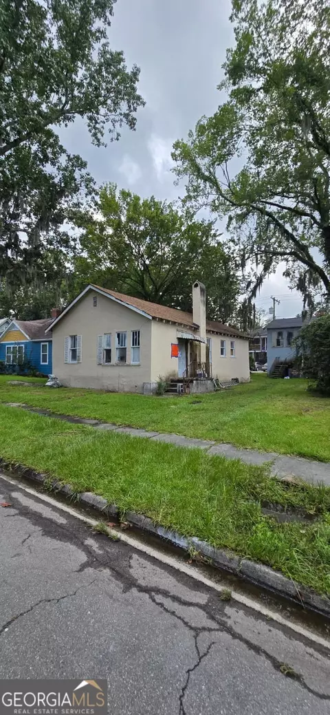 1307 E 42nd St, Savannah, GA 31404