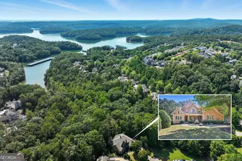 6109 Grand Marina Cir, Gainesville, GA 30506