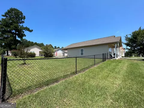 Exterior - 132 Cottage Loop, Dublin, GA 31021 photo 5 of 5