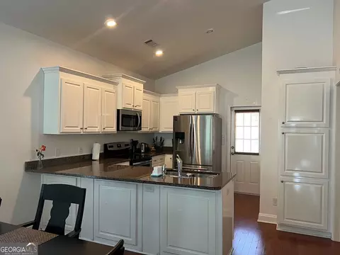 Kitchen - 132 Cottage Loop, Dublin, GA 31021 photo 1 of 4
