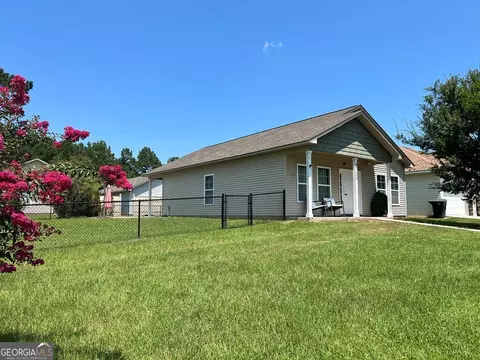 Exterior - 132 Cottage Loop, Dublin, GA 31021 photo 4 of 5