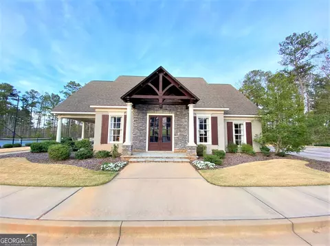 Exterior - 354 Willow Pointe Dr, Lagrange, GA 30240 photo 15 of 17