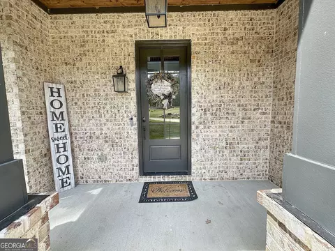 Exterior - 354 Willow Pointe Dr, Lagrange, GA 30240 photo 6 of 17