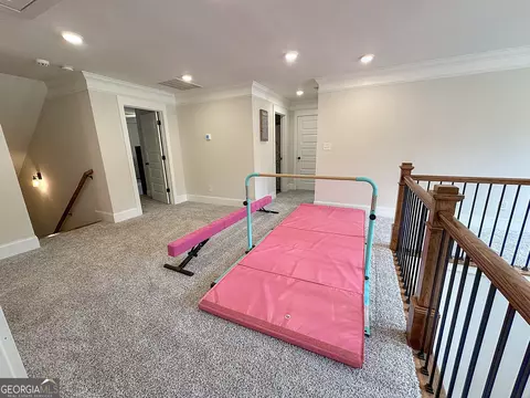 Entry Way - 354 Willow Pointe Dr, Lagrange, GA 30240 photo 8 of 10