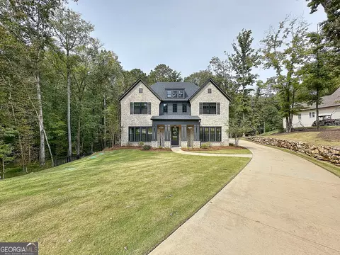 Exterior - 354 Willow Pointe Dr, Lagrange, GA 30240 photo 2 of 17
