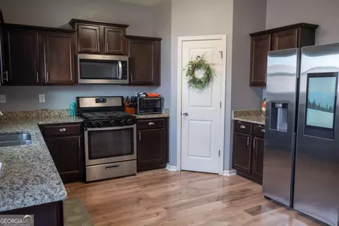 728 Independence Ave, Pendergrass, GA 30567 photo 5