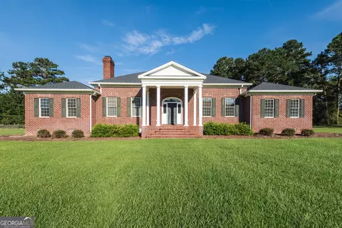 415 Woodland Trl, Statesboro, GA 30461