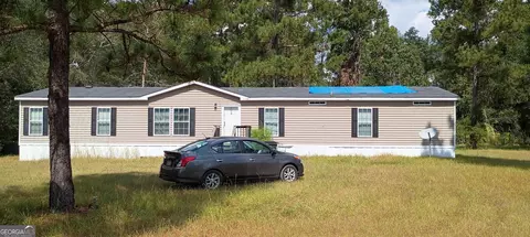 114 Victory Dr, Collins, GA 30421