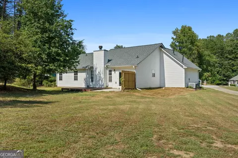 Exterior - 126 Elmwood Dr, Hampton, GA 30228 photo 6 of 6