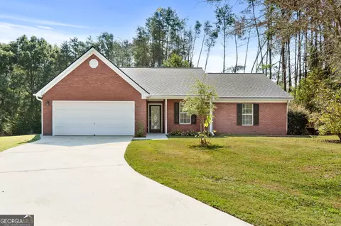 Exterior - 126 Elmwood Dr, Hampton, GA 30228 photo 3 of 6