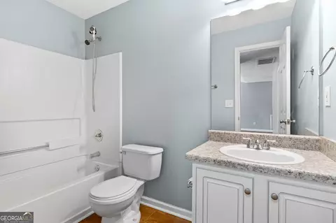 Bath - 126 Elmwood Dr, Hampton, GA 30228 photo 2 of 2