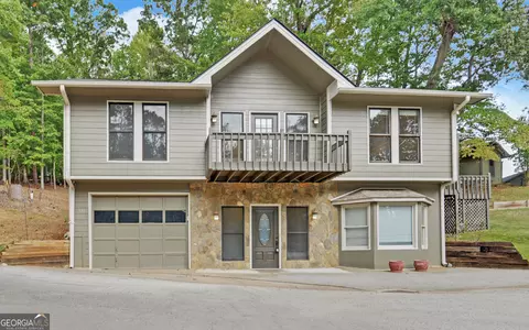 Exterior - 120 Ridgemore Cir, Toccoa, GA 30577 photo 2 of 12