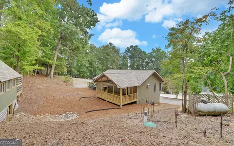 Exterior - 120 Ridgemore Cir, Toccoa, GA 30577 photo 8 of 12