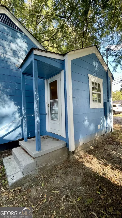 Exterior - 611 W Moore St, Dublin, GA 31021 photo 5 of 5