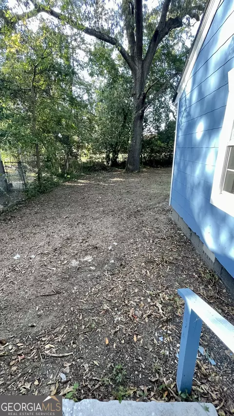 Exterior - 611 W Moore St, Dublin, GA 31021 photo 3 of 5