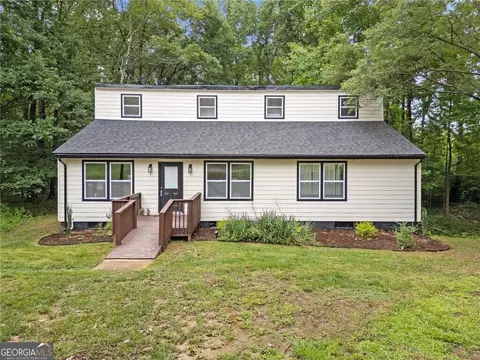 172 White Rose Ln, Temple, GA 30179