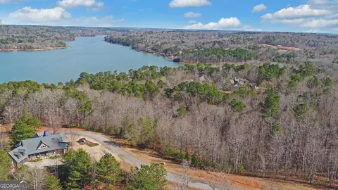 580 N Edgewater Trl, Toccoa, GA 30577