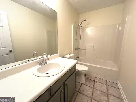 Bath - 474 Newton Rd, Lagrange, GA 30240 photo 5 of 5