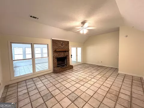 Living - 474 Newton Rd, Lagrange, GA 30240 photo 1 of 4