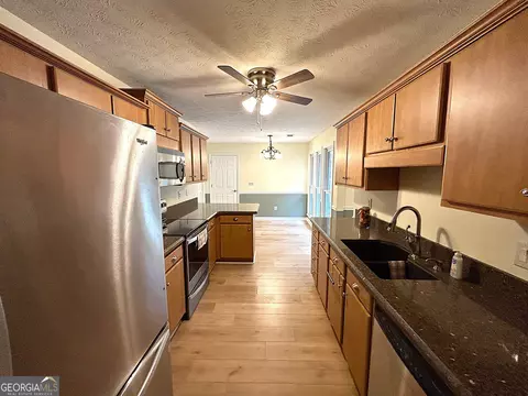 Kitchen - 474 Newton Rd, Lagrange, GA 30240 photo 3 of 3