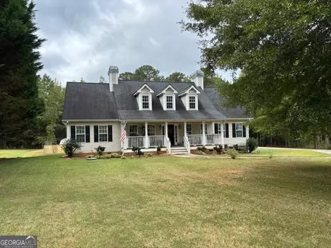 114 King Richard Dr, Griffin, GA 30223