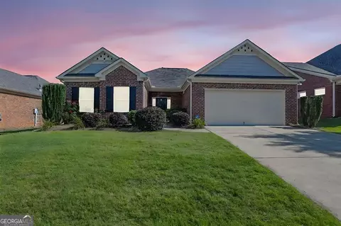 1550 Rolling View Dr, Cumming, GA 30040