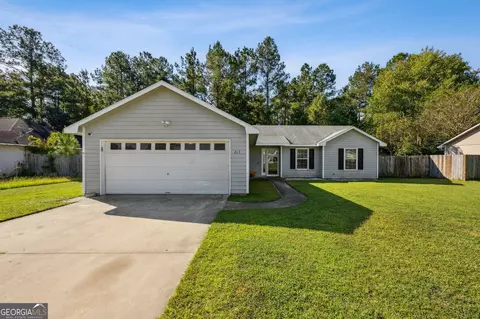 213 Grassmere St, Kingsland, GA 31548