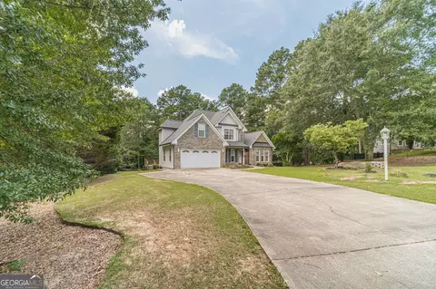 2258 Cedar Lake Dr, Loganville, GA 30052