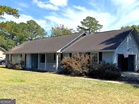 214 Holly Dr, Dublin, GA 31021