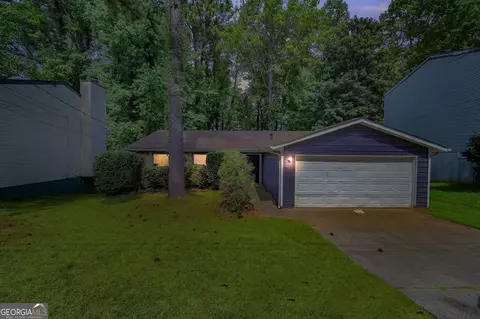 4250 Village Square Ln, Stone Mountain, GA 30083