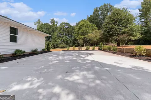 797 Babbs Mill Rd, Hampton, GA 30228