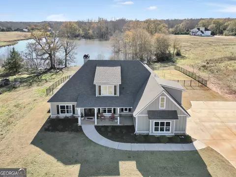 935 Gordon Rd, Barnesville, GA 30204