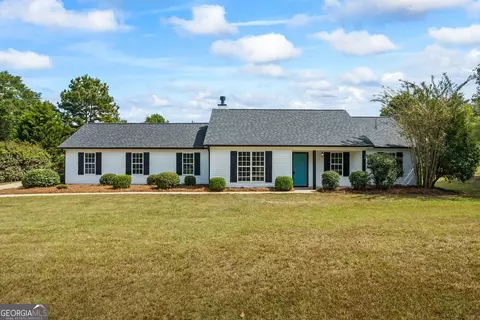 111 Canterbury Ct, Jackson, GA 30233