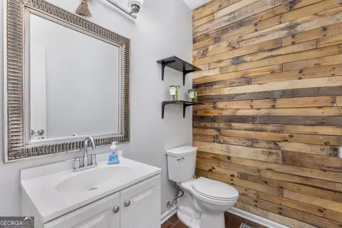 2144 Beacon Crest Dr, Buford, GA 30519 photo 7