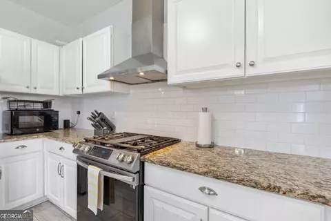 2144 Beacon Crest Dr, Buford, GA 30519 photo 19