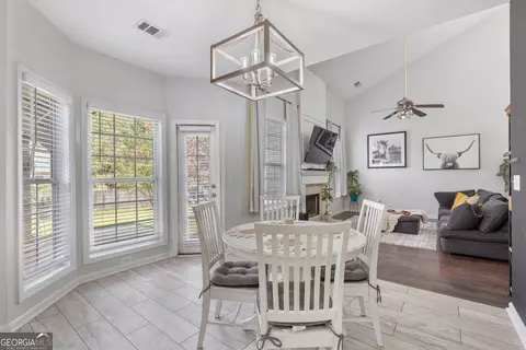 2144 Beacon Crest Dr, Buford, GA 30519 photo 15