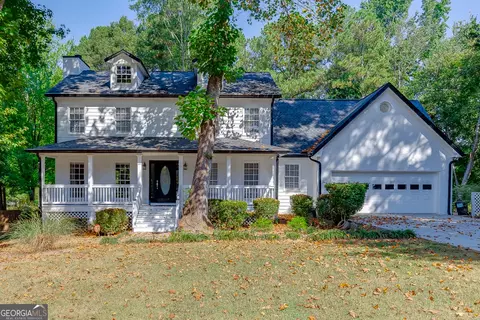 191 Gates Mill Dr, Lawrenceville, GA 30045