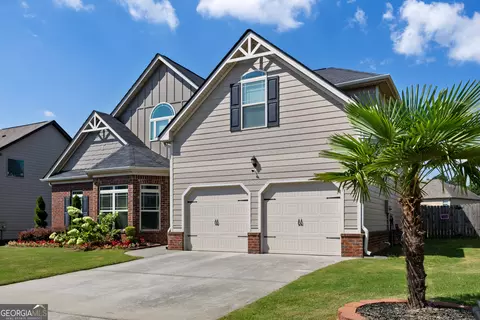 Exterior - 6891 Dresden Dr, Rex, GA 30273 photo 2 of 3