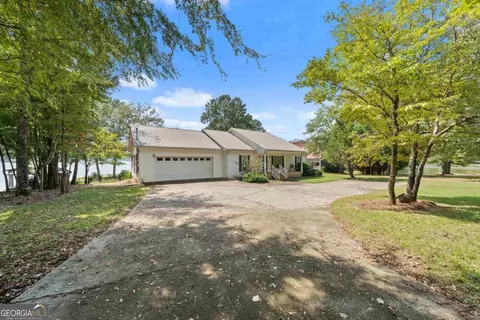 220 Rockville Springs Dr, Eatonton, GA 31024