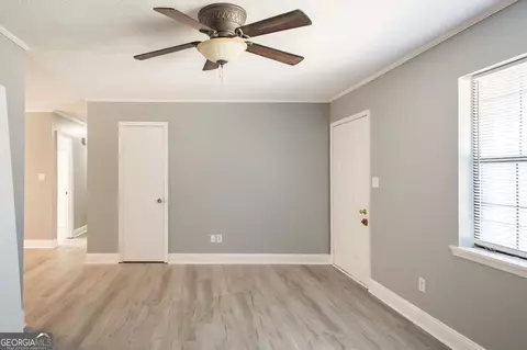 Living - 810 Jackson St, Blackshear, GA 31516 photo 2 of 2