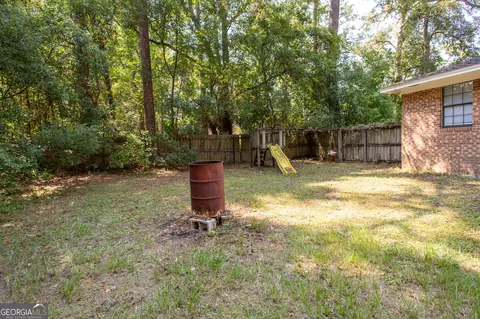 Exterior - 810 Jackson St, Blackshear, GA 31516 photo 3 of 5