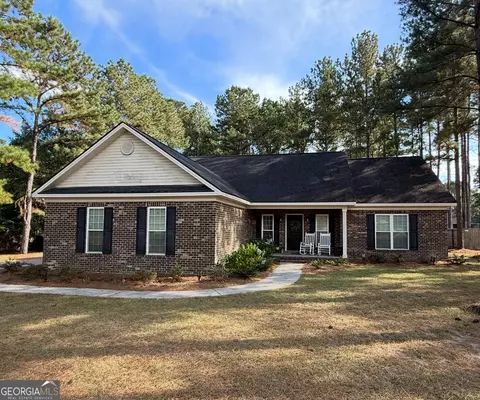 136 Sweet Briar Trl, Statesboro, GA 30461
