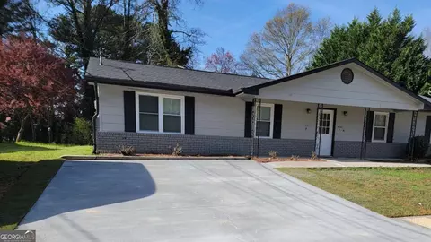 Exterior - 4648 Pine Tree Cir #B, Buford, GA 30518 photo 3 of 3