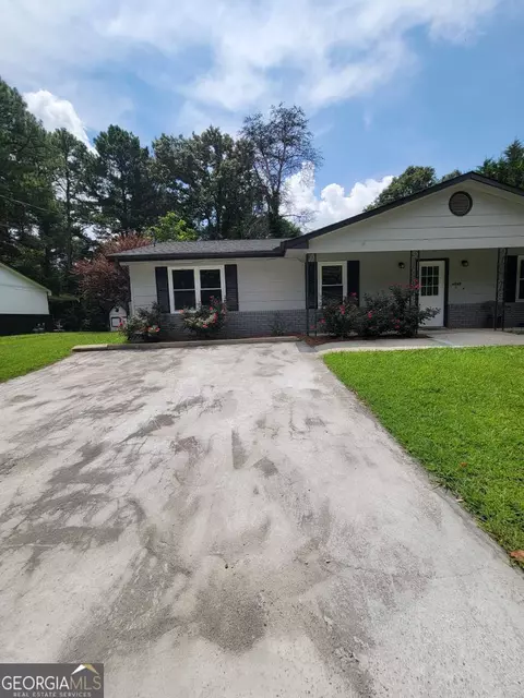 4648 Pine Tree Cir #B, Buford, GA 30518